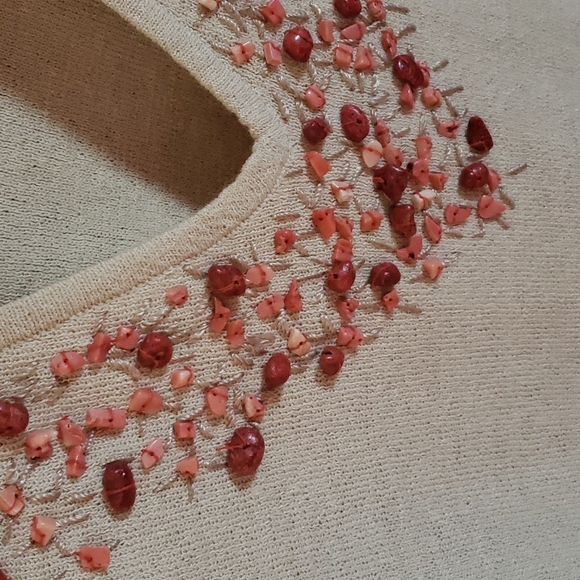 Double D Ranch Beaded V-Neck Knit Linen/Nylon Top XS Length 22" Like New! - Picture 3 of 6